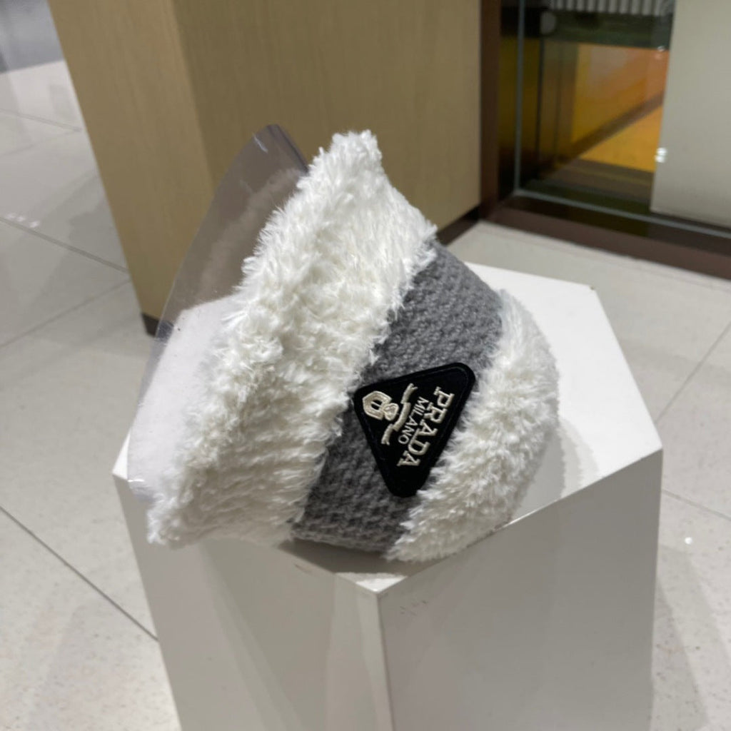 PRA 25 PLUSH KNITTED HAT GRAY AND WHITE 824814