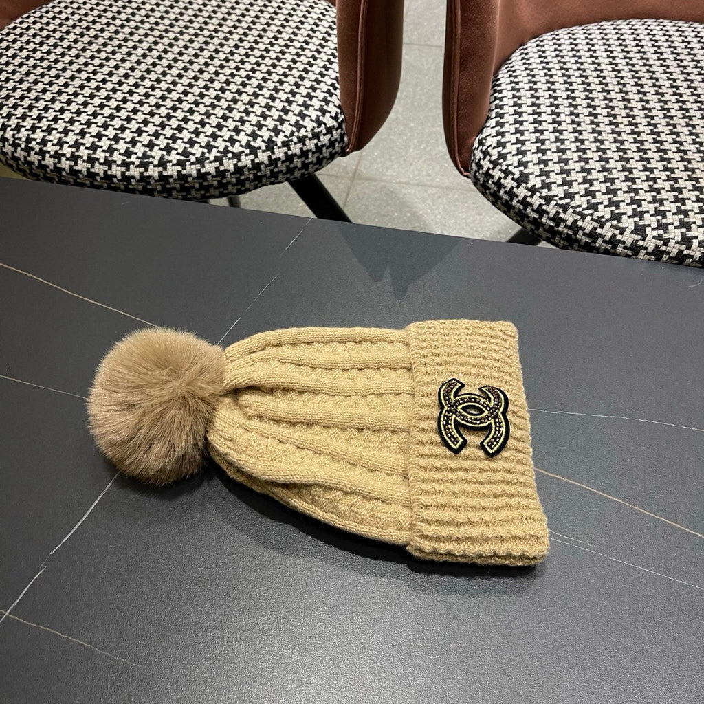 Chanel Knitted Beanie Brown in Fibrous 979984