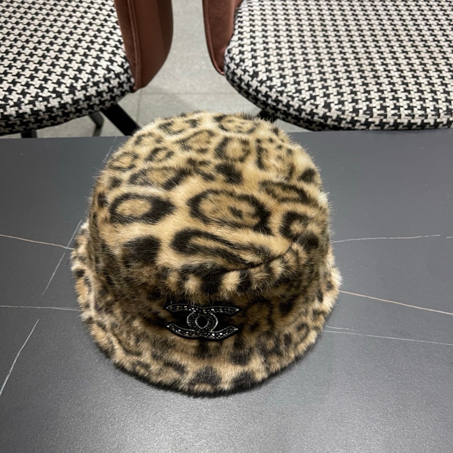 Chanel Korean Style Leopard Print Light Brown Plush Hat 979910