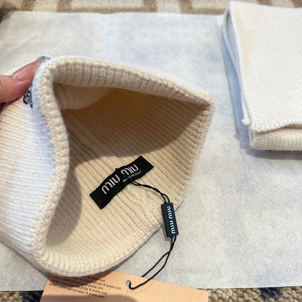 Miu Miu Cream Wool Knit Set 979749