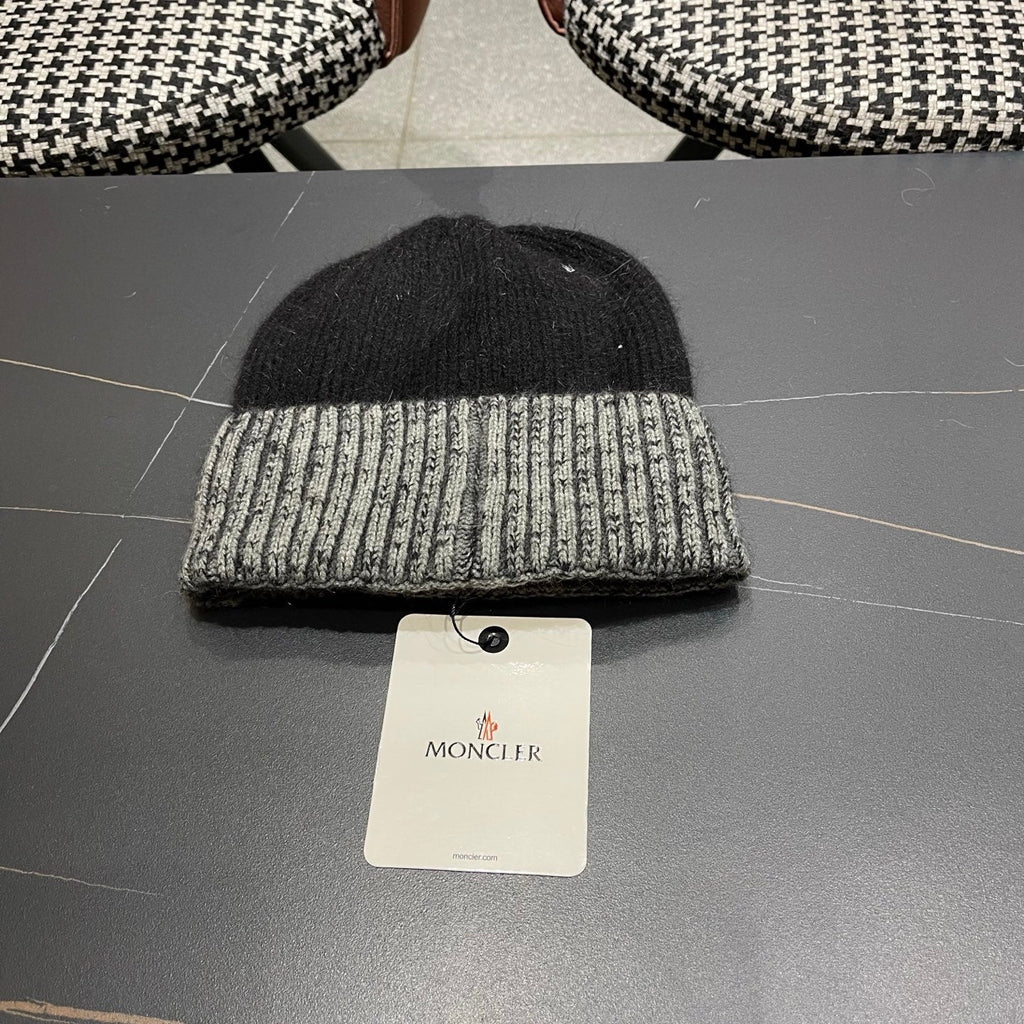 Moncler Korean Style Fleece-Lined Black White Knitted Beanie 980072