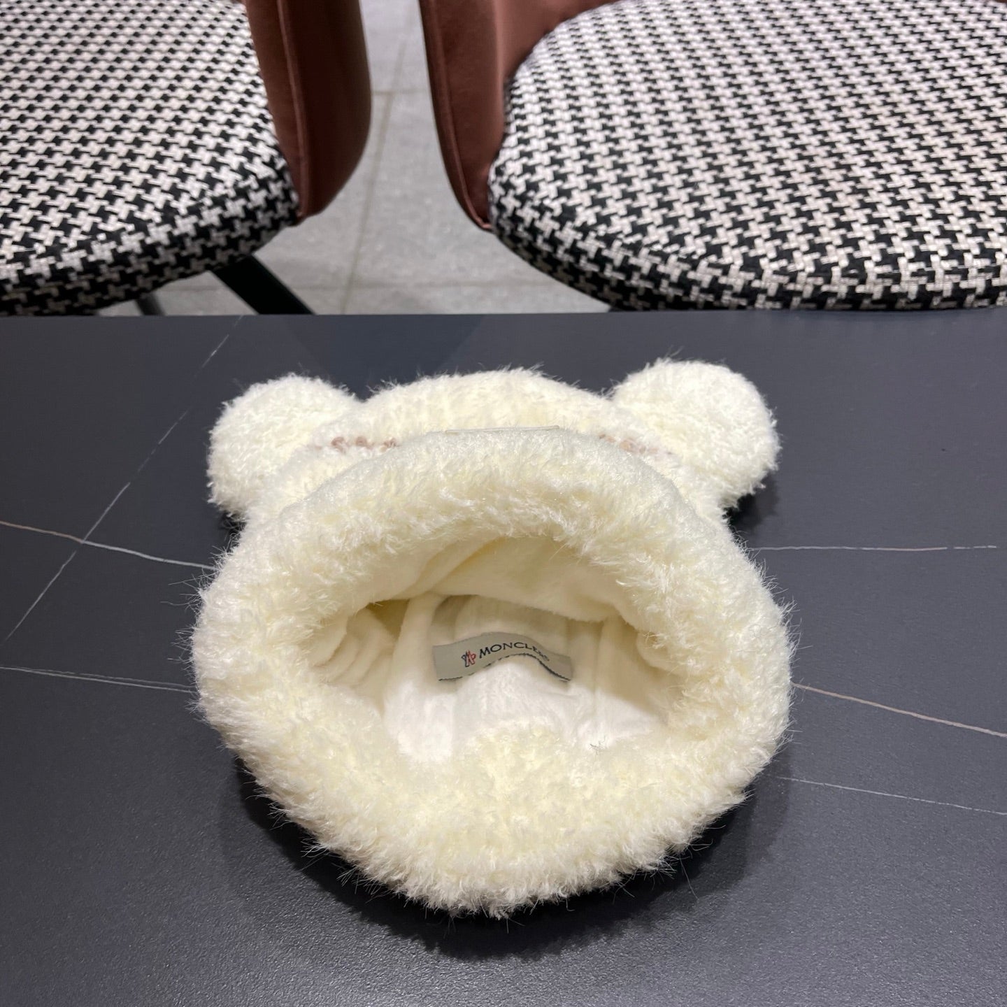 Moncler Cute Bear Fleece-Lined Warm Knitted White Hat 980004