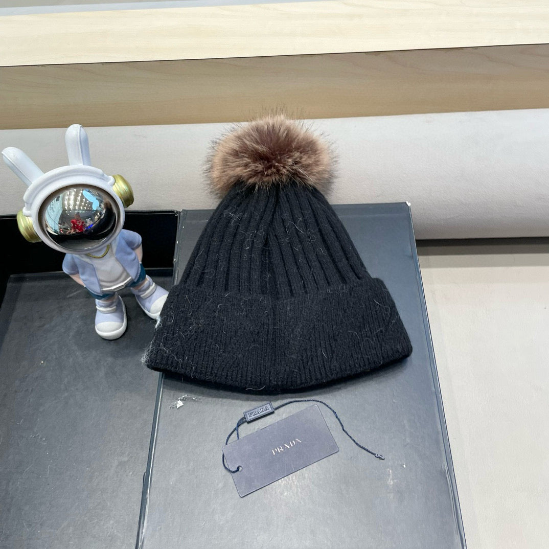 Prada Fleece-Lined Thick Real Fox Fur Pom-Pom Knitted Black Hat 125676