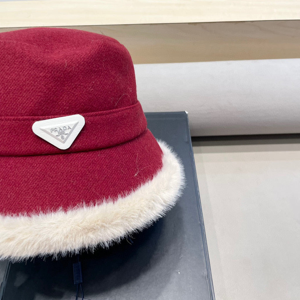 Prada Thickened Warm Fisherman Hat Red in Bulrush and Cashmere Fiber 125802