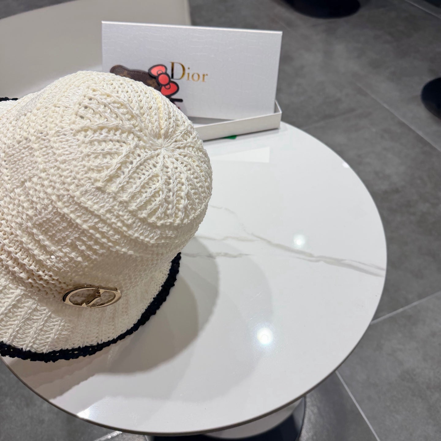 Dior Bucket Hat White in Mesh 192313