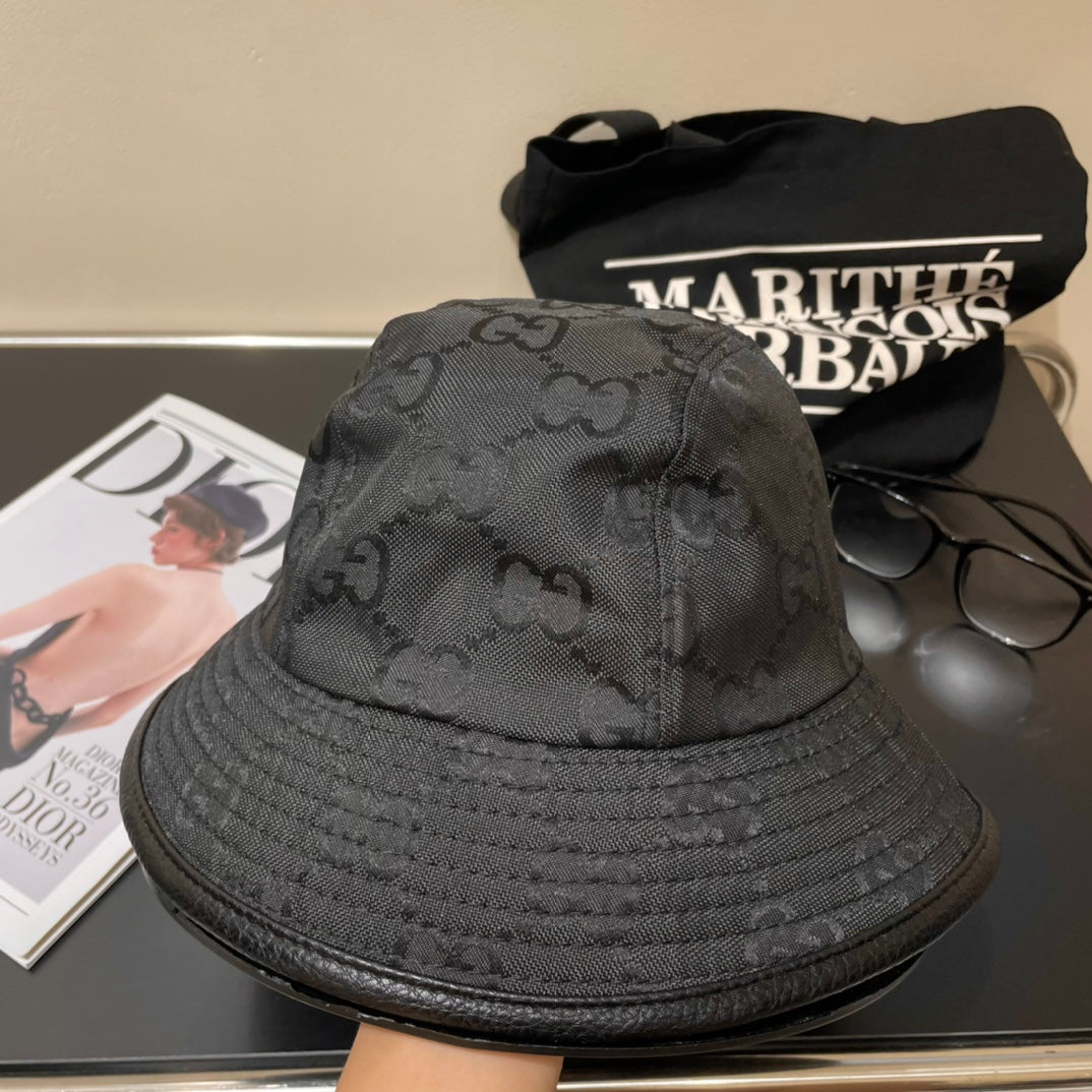 GUCCI Bucket Hat Black in Cloth 194197
