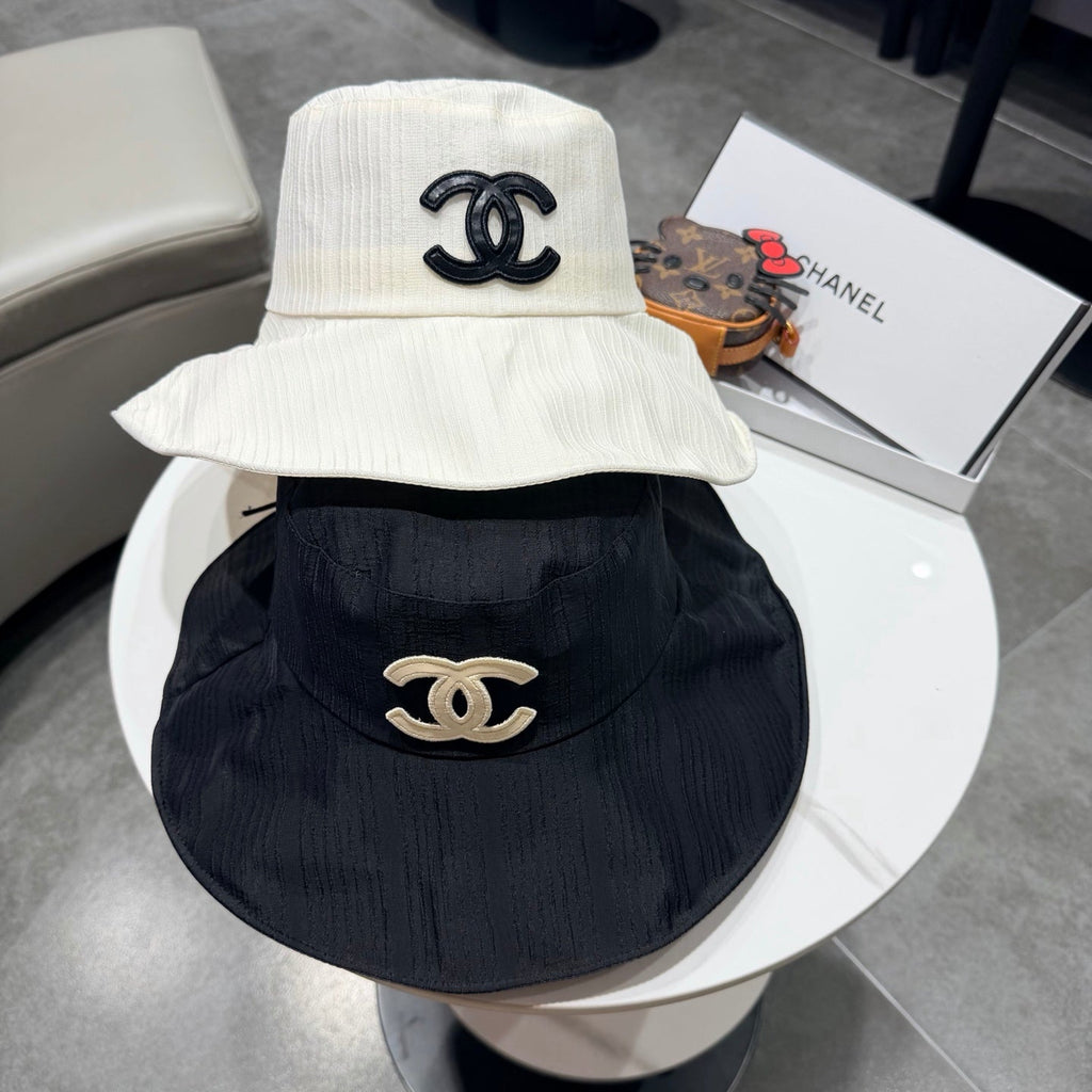 Chanel Wide-brimmed Bucket Hat White in Cloth 192258