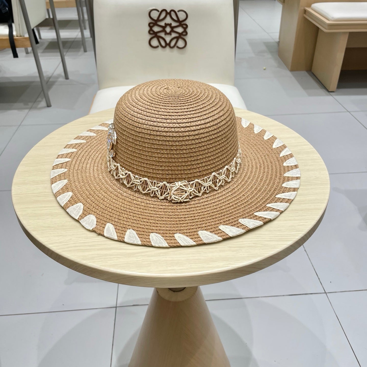 Chanel 25 Beige Straw Hat 197912
