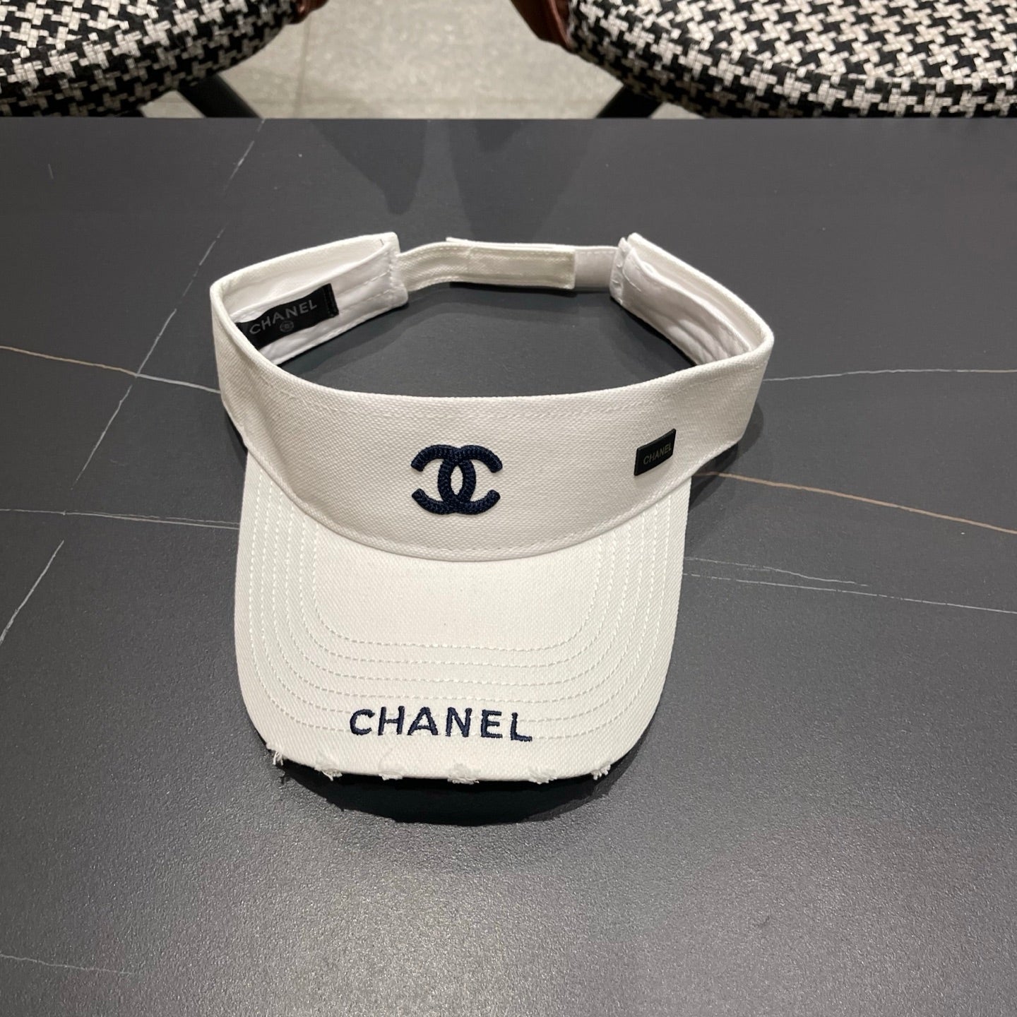 Chanel Baseball Cap White in Canvas 205289