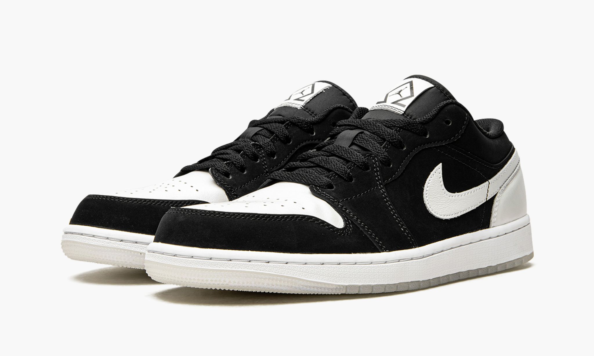 Air Jordan 1 Low Diamond Sneakers - Prime Pick | Sought-After