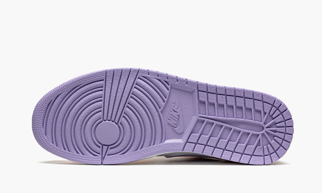 Air Jordan 1 Low SE “Arctic Punch” Sneakers - All-Day Comfort
