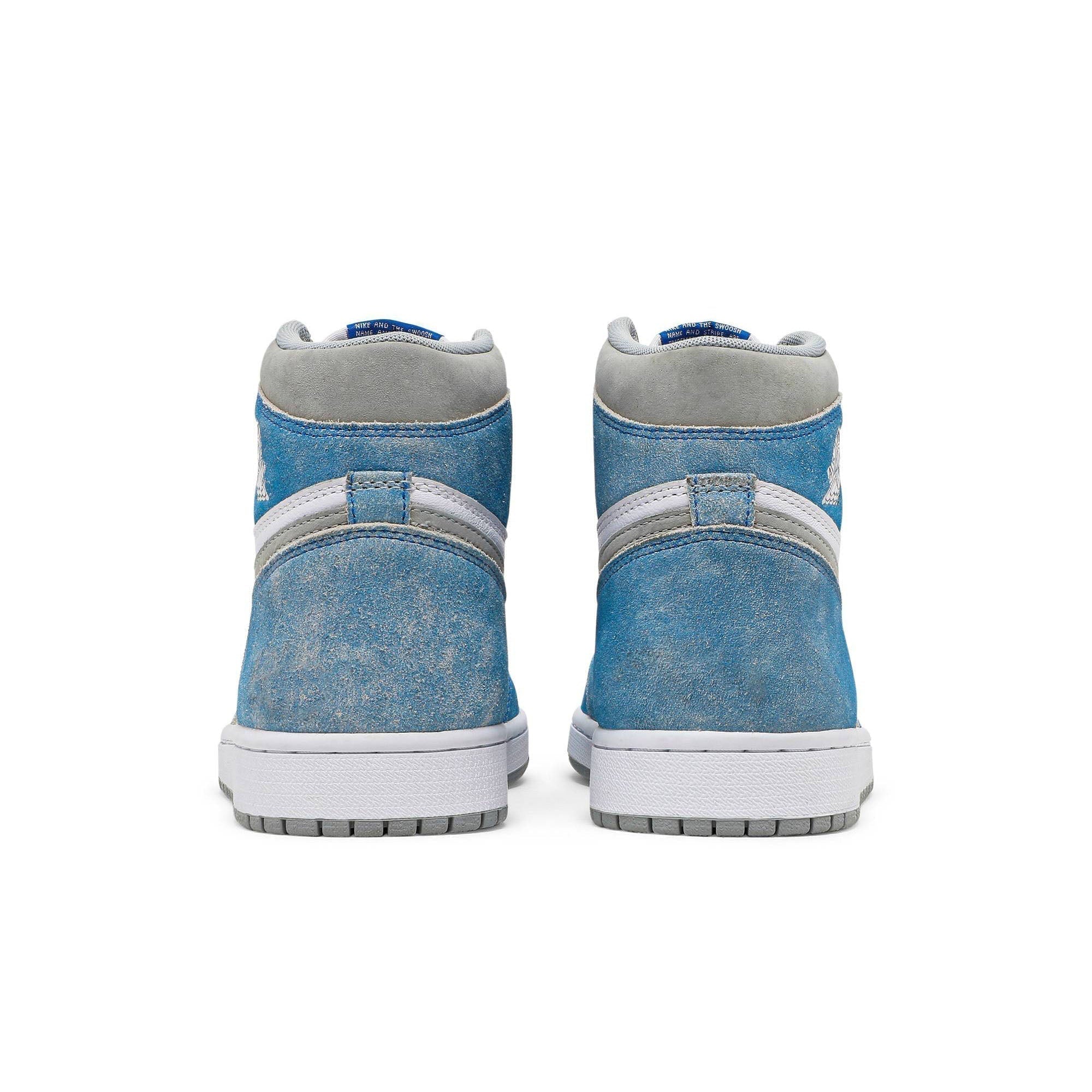 Air Jordan 1 Retro High OG ‘Hyper Royal’ 555088-402 Sneakers - Collector's Ed...