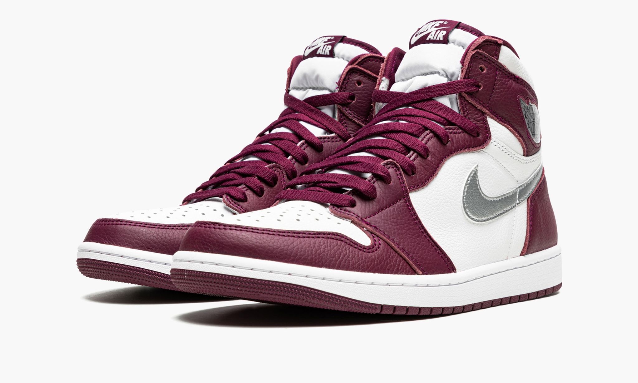 Air Jordan 1 Retro High OG Bordeaux Sneakers - Court Classic