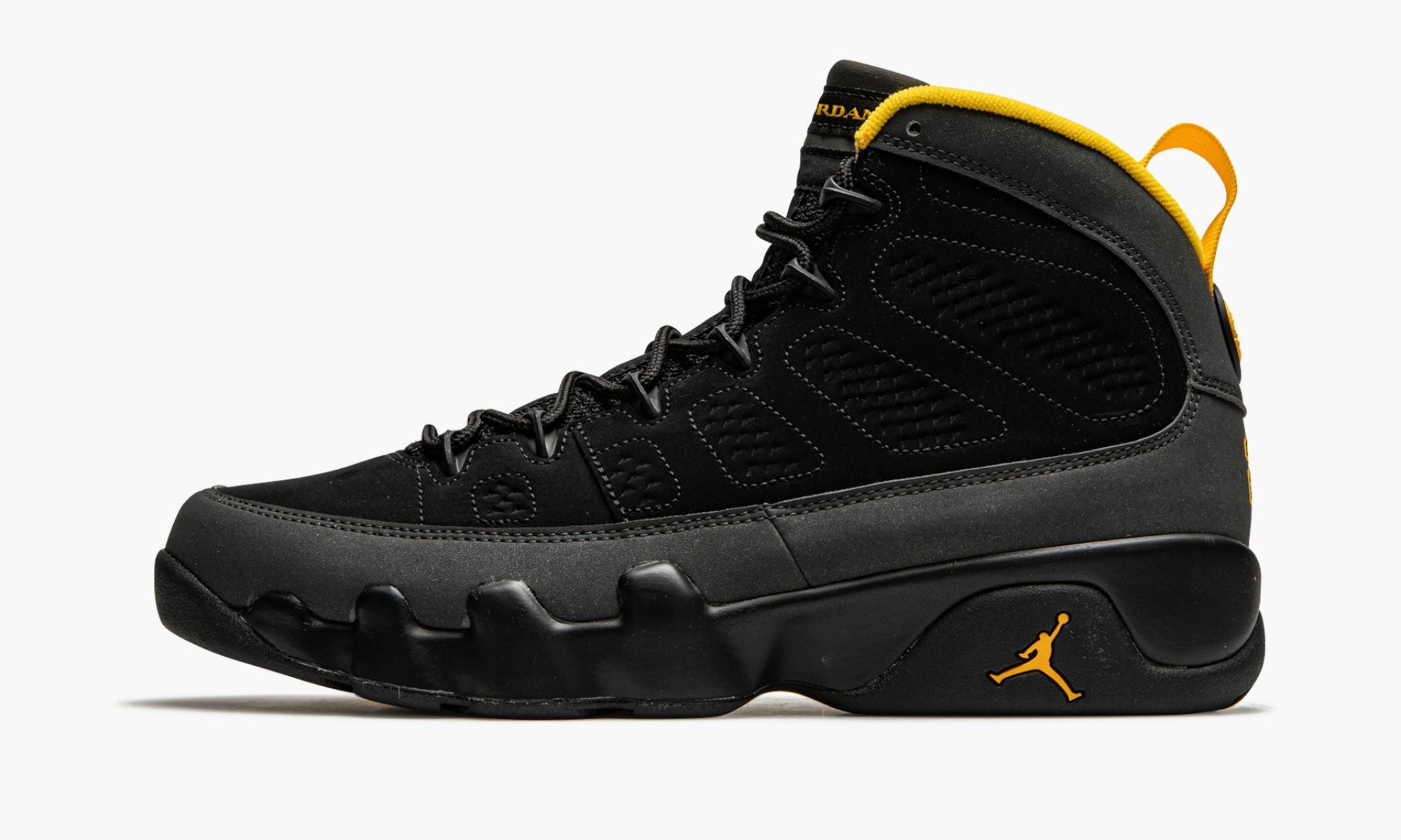 Air Jordan 9 Retro University Gold Sneakers - All-Day Comfort