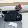 BEANIE HAT IN BLACK WOOL 413326