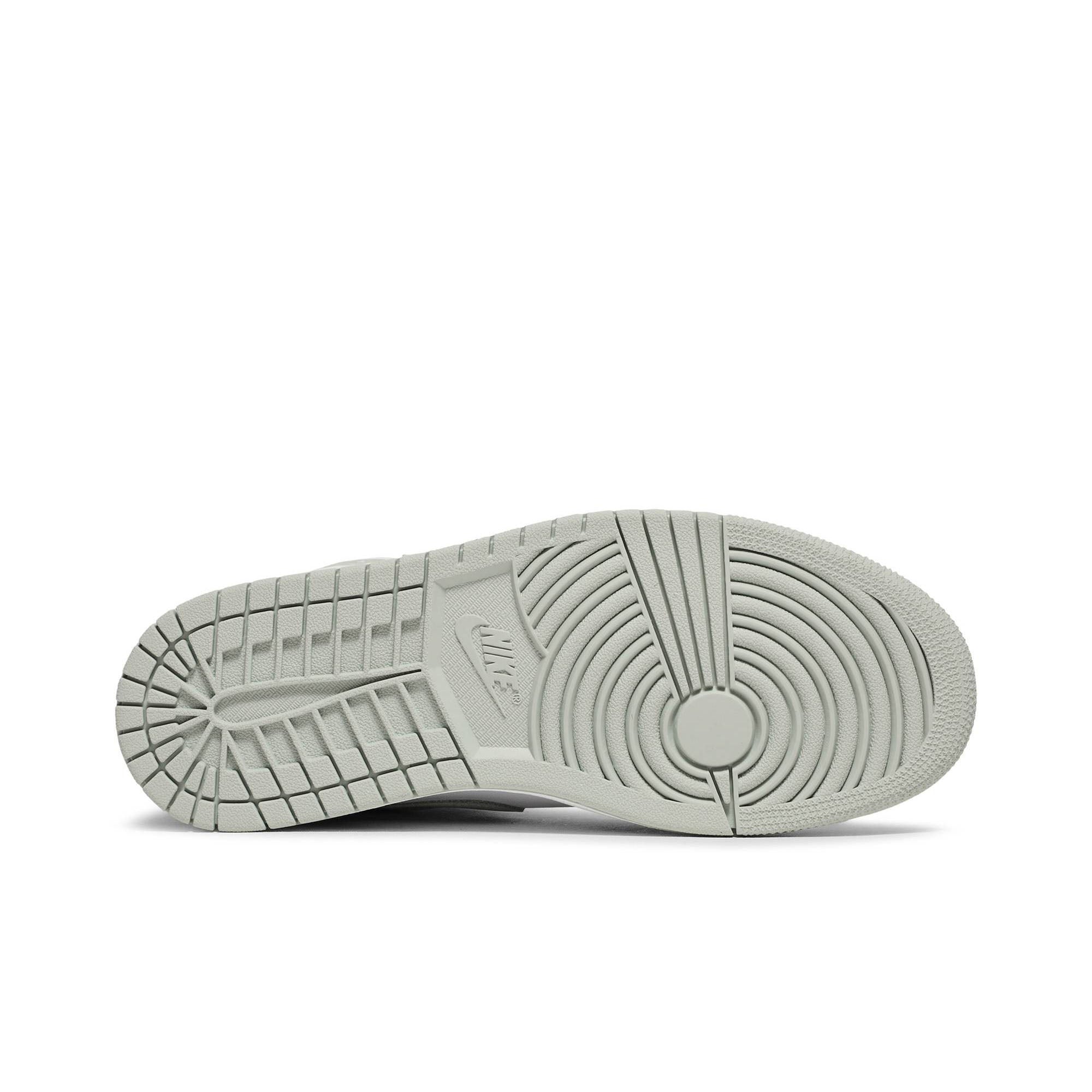 Wmns Air Jordan 1 Retro High OG ‘Seafoam’ CD0461-002 Sneakers - Limited Edition